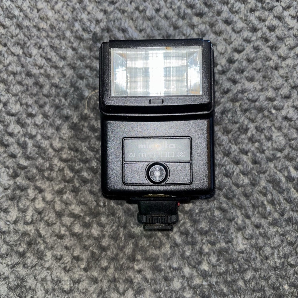 Konica Minolta Auto Electroflash 200X Shoe Mount Flash for  Konica Minolta‎